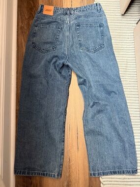 Classic Straight-Leg Blue Denim Jeans